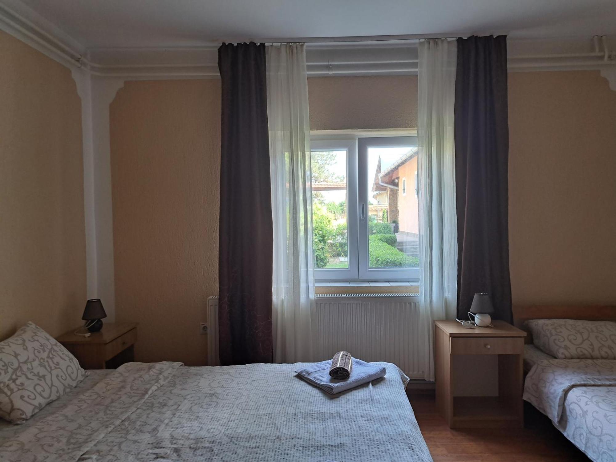 Palić Guesthouse Kristina מראה חיצוני תמונה