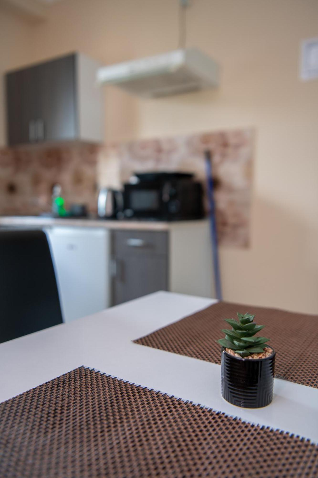 Palić Guesthouse Kristina מראה חיצוני תמונה