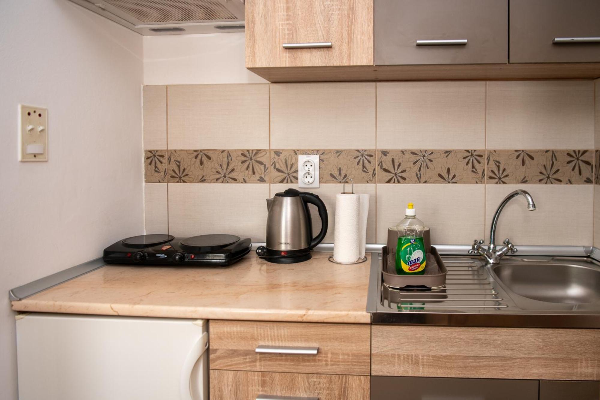 Palić Guesthouse Kristina מראה חיצוני תמונה