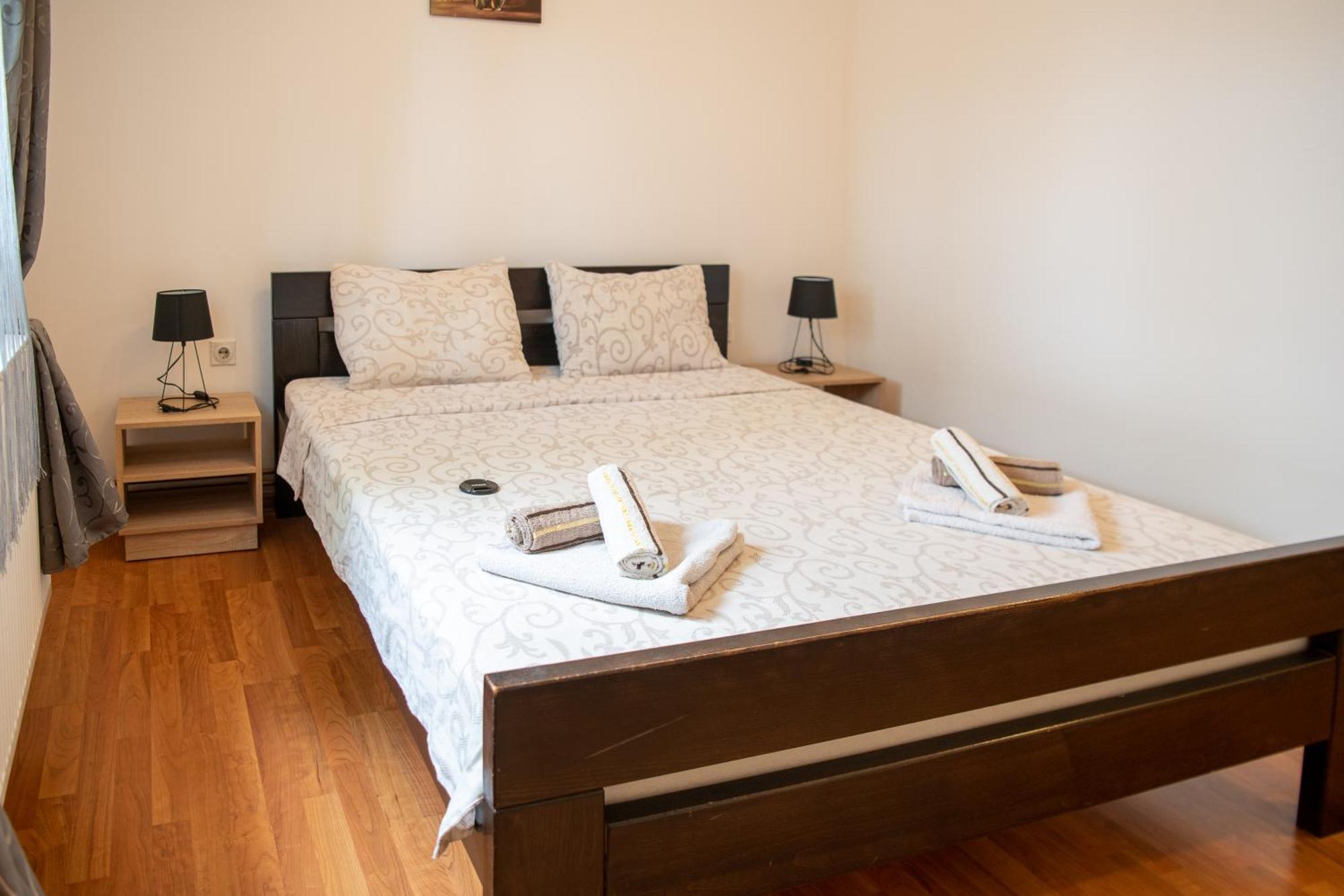 Palić Guesthouse Kristina מראה חיצוני תמונה
