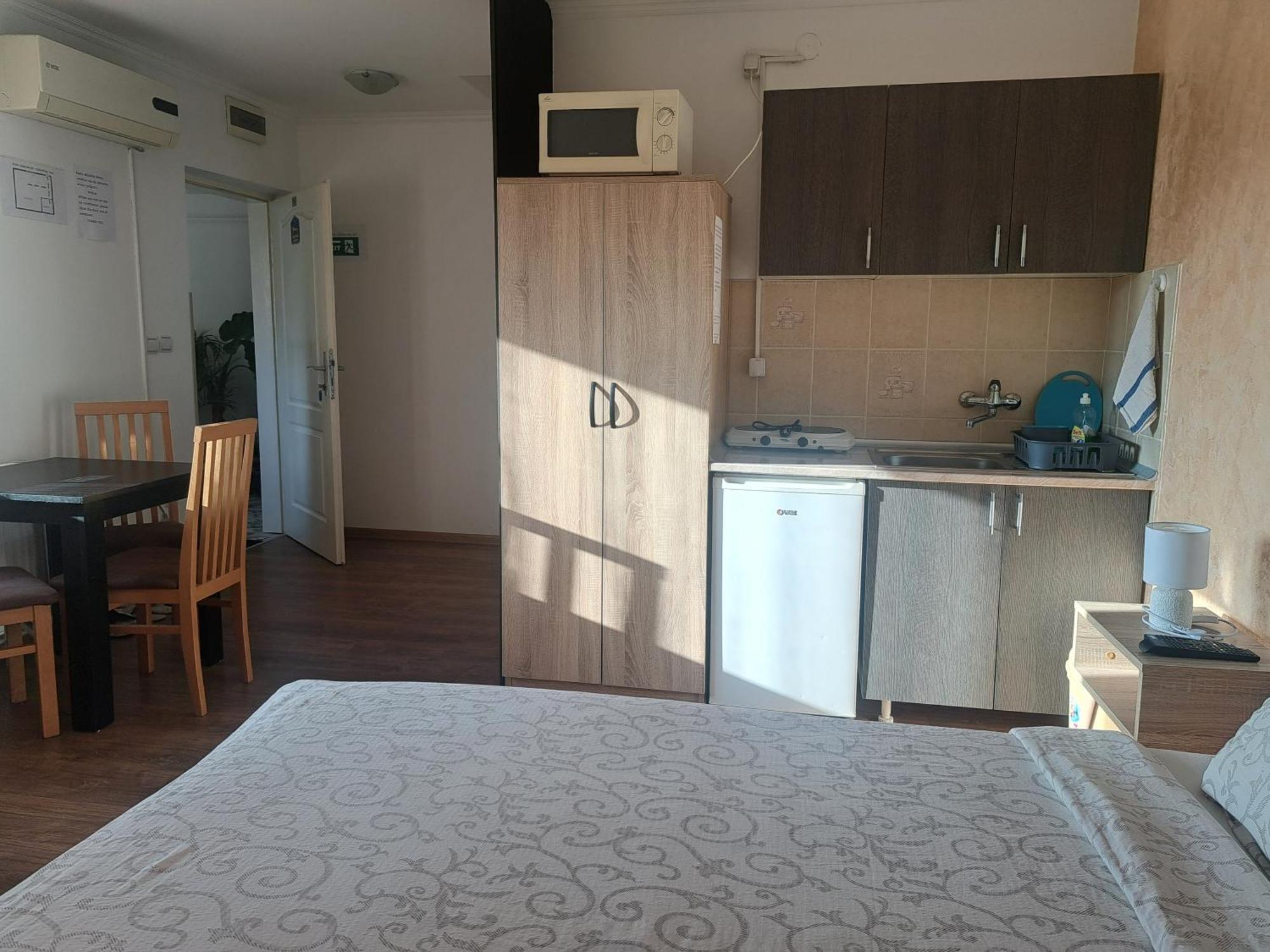 Palić Guesthouse Kristina מראה חיצוני תמונה