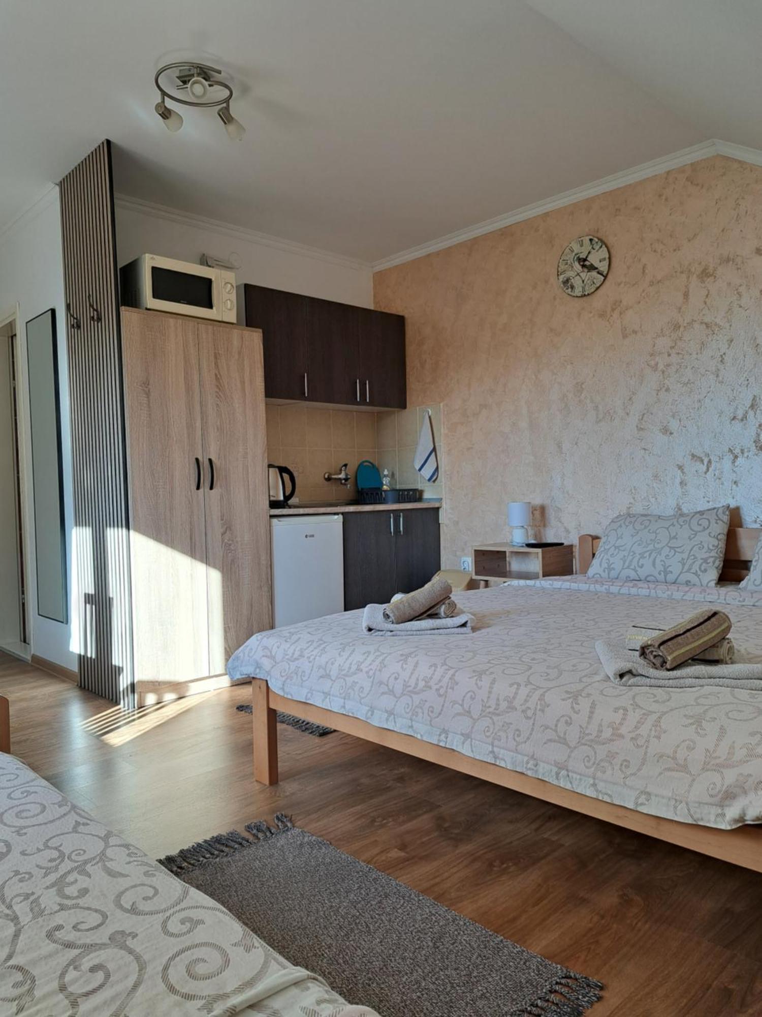 Palić Guesthouse Kristina מראה חיצוני תמונה